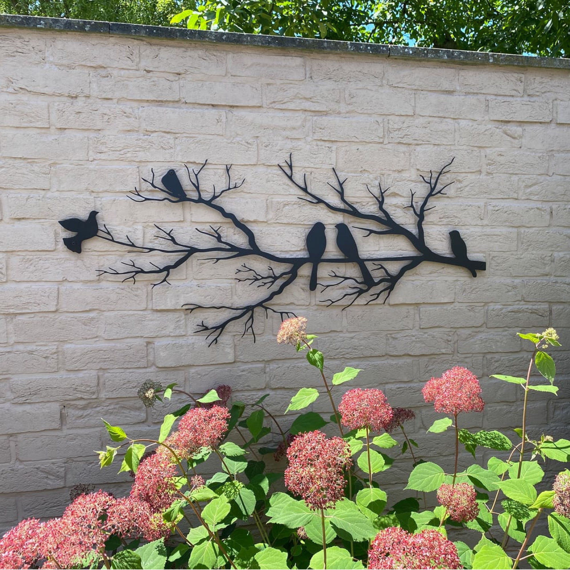 Décoration murale en métal moderne - Oiseaux sur branche (v2)