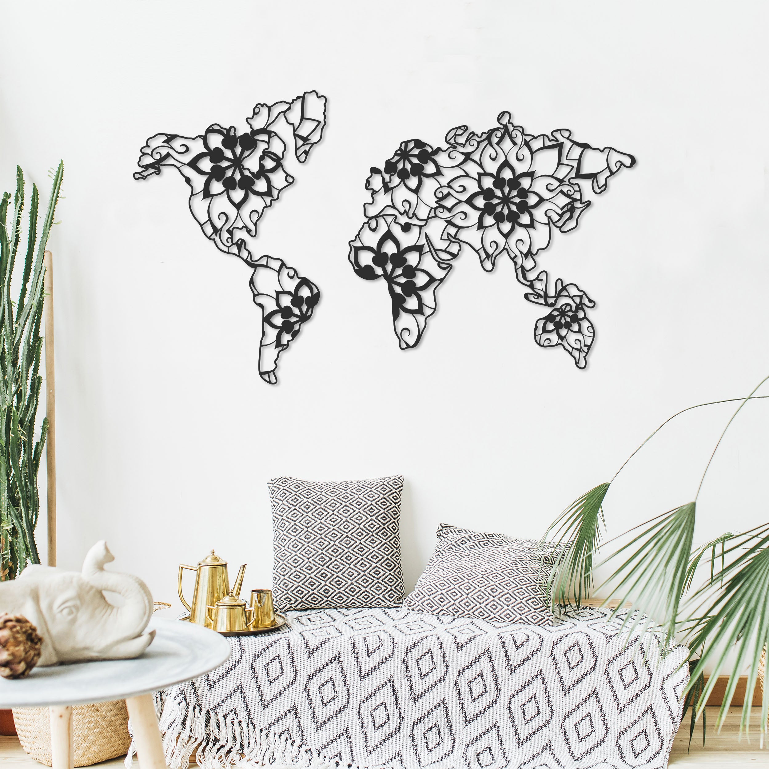 Décoration Murale en Métal - Carte du monde: Mandala