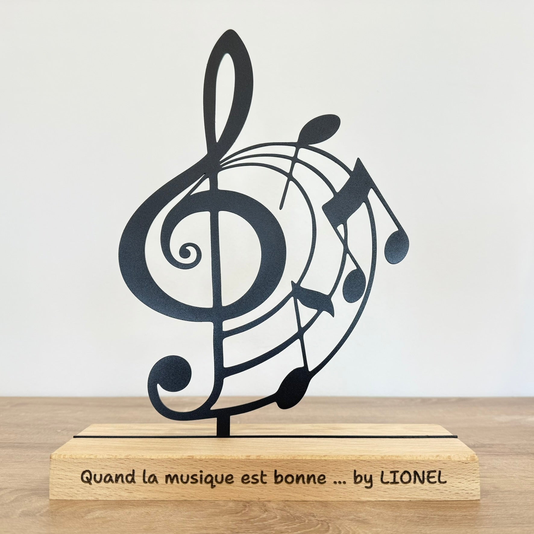 L'art de la décoration, métal & bois – Notes de musique