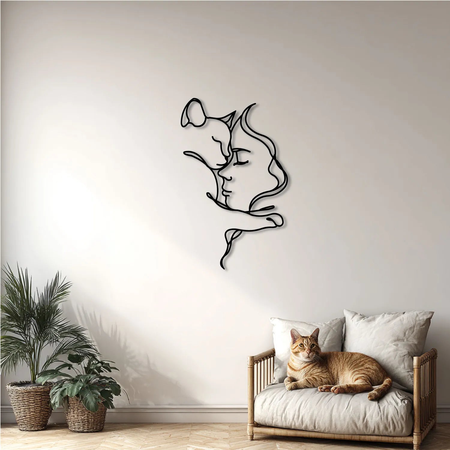 Décoration murale en métal noir - Femme et chat